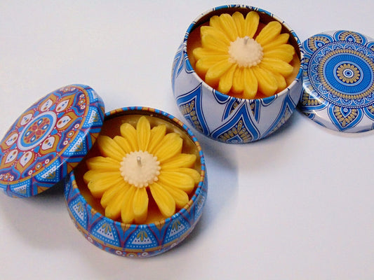 Daisy Tin Candle image 0