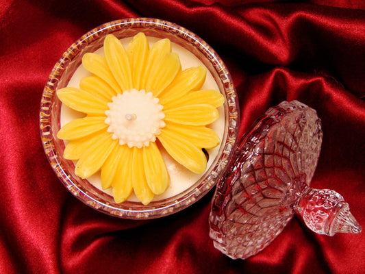 Crystal Jar Daisy Candle image 0